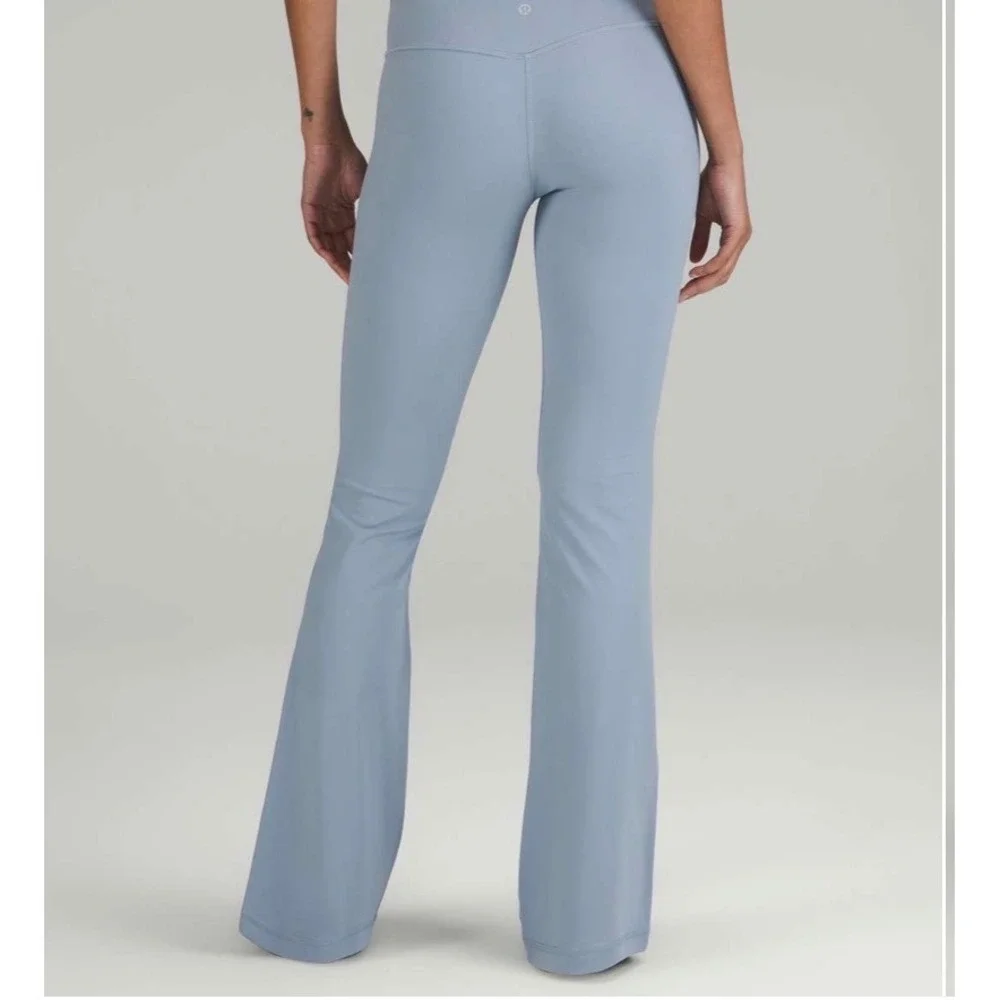Lululemon Align Low-Rise Flared Pant 32.5